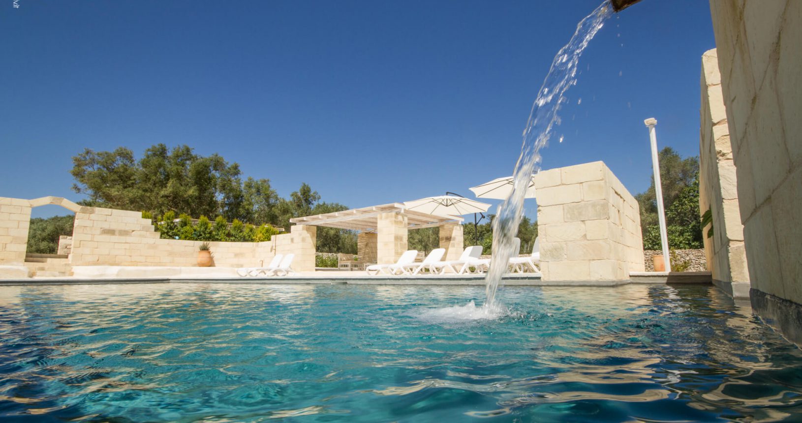 piscina 1 la turrita masseria otranto salento agriturismo guesthouse camere prenotazione booking metropolitan adv agenzia comunicazione galatina